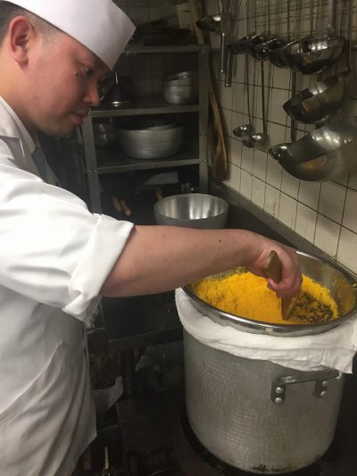 　　☆　　　　総料理長　　　☆